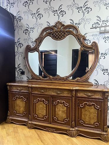 iwlenmiw mebeller: Б/у, Малайзия — 1