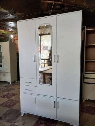 laminat qiyməti: Yeni, Açılan, 3 qapılı Düz dolab, Şifonyer, Azərbaycan — 24