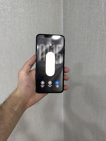 Elektronika: IPhone 11 Pro Max, Space Gray — 3