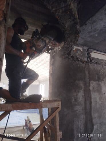 3 eded xoncali taxda qapi lazimdir: #Betonkesme #betondeşmə Beton kubik kərpic - dən kəsim deşim — 26