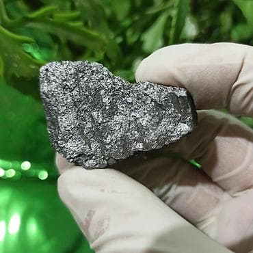 fatime etir: Nadir Metalik Daşlar Satılır | Təbii Parlaq Mineral Daşlar | Orijinal — 1