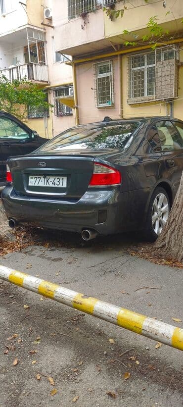 запчасти на субару легаси: Subaru Legacy sedan - Kuzov: 4 qapılı sedan, tünd boz rəng - Mühərrik — 4