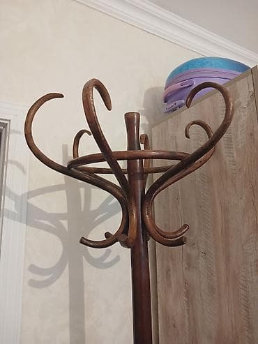 taxta asilqan: 1950-1970 ci illərin taxta asqı – klassik “venna” üslubunda döşəmə — 2