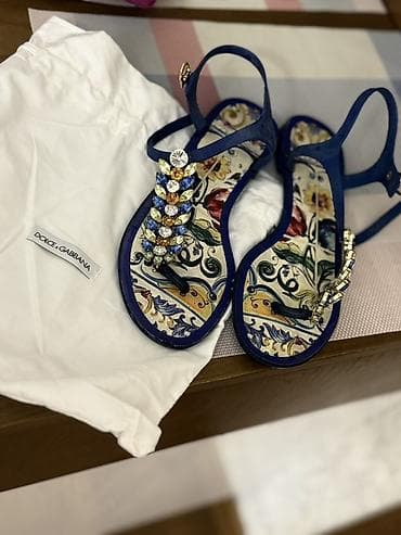 basanoşkalar 2023: Dolce & Gabbana qadın sandal - Model: nazik kəmərli barmaqarası — 3