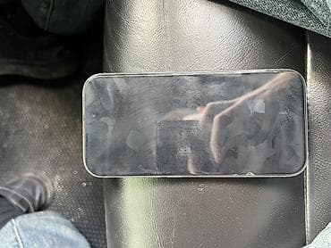 islenmis noutbuklar: IPhone 16 Pro, 128 GB, Natural Titanium, Face ID — 3