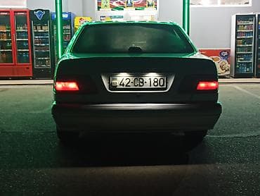 bentley bentayga 6 at: 2 mator benzin.Aftamat karopka.tam ideal vəziyyətdədir. - Korpus — 2