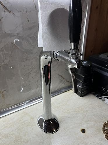 Su, sok, ayran aparatları: CO2 ilə qazlandırma və soyutma üçün aparat dəsti Məhsulun tərkibi: - — 5