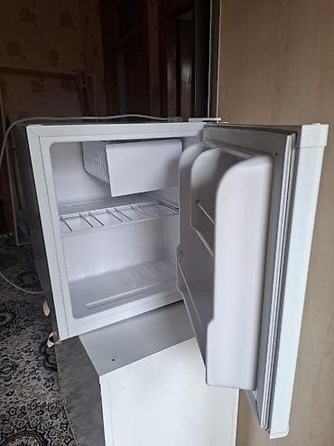 klass 17 deaktiv etmek: Hoffman mini soyuducu 170₼ .Tam işləkdir. Ünvan Saray qəs. Nərgiz🌾0177 — 2