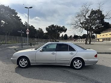 Mercedes-Benz E‑Class W210 Avantgarde, gümüşü rəng. Avadanlıq və
