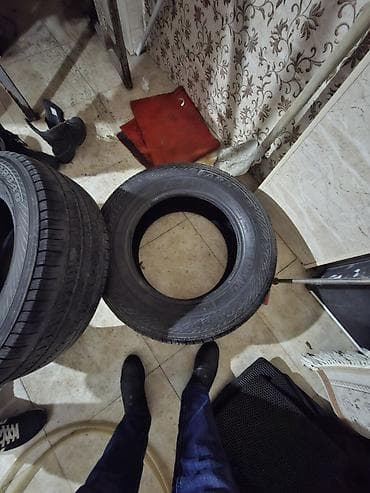 Su nəqliyyatı: Şin 265 / 65 / R 17 — 4