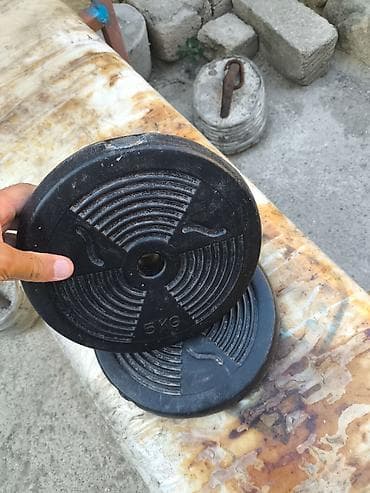 10 dene 3kilo ve iki dene 5kilo das
Cemi 40 kilo — 2