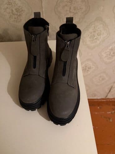 rezin botlar: Ölçü: 39, rəng - Boz, Yeni — 2