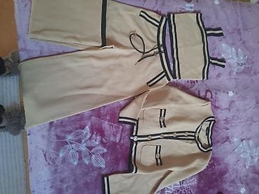 Zərif qadın geyim dəsti – 3 hissə: - Qolsuz qısa top: bej rəngdə, qara