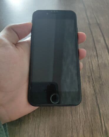 apple iphone se: IPhone 7, Qara — 2