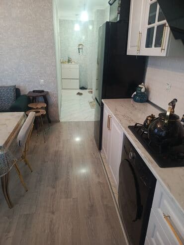 Bu kirayə mənzil rahat yaşayış üçün nəzərdə tutulmuşdur. Otaqlar