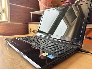 china aid notebook: Intel Core i7, 8 GB, 15.6 " — 2