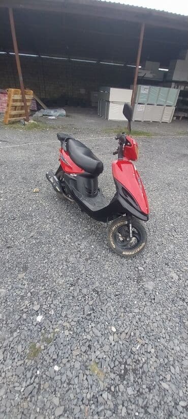 кондиционер купить в баку: Qırmızı rəngli şəhər skuter/moped - Kompakt gövdə, şəhərdaxili rahat — 1