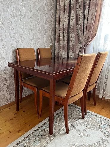 Mətbəx üçün, İşlənmiş, Açılmayan, Dördbucaq masa, 4 stul lalafo.az -da Mətbəx üçün, İşlənmiş, Açılmayan, Dördbucaq masa, 4 stul
