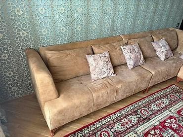 Kunc divan 3.50 uzunlugu, 1.5 eni. Acilmir. Baza yoxdu. Bir birinen — 2