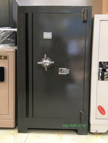 pul yığmaq üçün kassa: Hundurluk 90 Eni 50 Derinlik 40 Seyf acar ile isleyir Oda davamlidir — 1