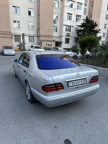 Nəqliyyat: Mercedes-Benz E-Class: 2.4 l | 1998 il Sedan — 4