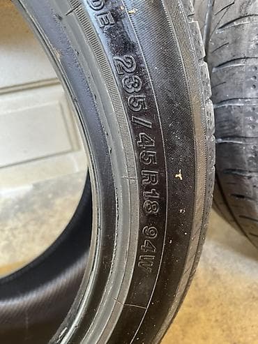Nəqliyyat: Şin Yokohama 235 / 45 / R 18 — 3