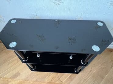 аренда помещения под продуктовый магазин: Б/у, Прямой ТВ стенд, С полками, Стеклянный — 4