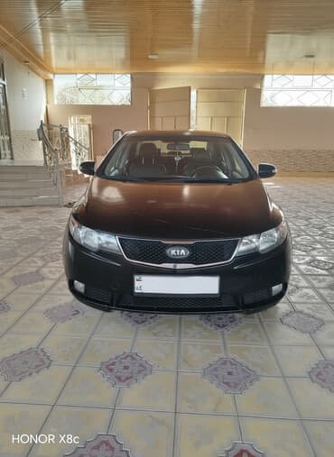 Kia Cerato: 2 l | 2009 il Sedan