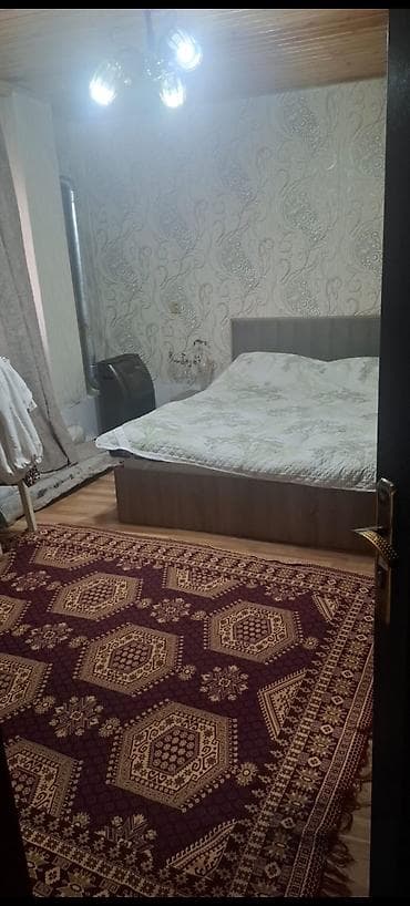 4 otaqlı ev: Zeynalabdin Tağıyev, 2 otaqlı, Köhnə tikili, 60 kv. m — 4