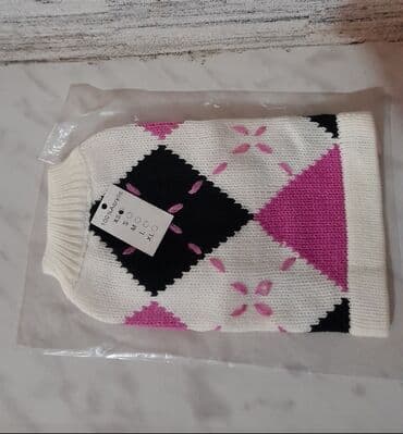 pişik geyimi: Heyvan geyimi – toxunma sviter - Material: 100% akril (etiketdə — 3