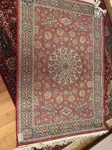 iran xalcası: Eni 1metr uzunu 1.50. Temiz kecmis İran xalcasidi. 40 azn satilir — 3