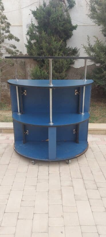 вешалка стойка: Стойка- ресепшон .Реклама,бизнес,разное.- . Высота-1, 15 Длина-1 — 2