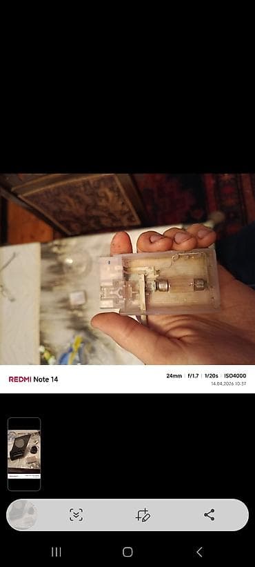 2 qolf dəyişirəm: Məhsul: Avtomobilin ön qapısının üçbucaq forqmalı akustik paneli — 8