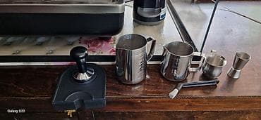 Coffee aparatı ve coffee üyüdücüsü satılır.Aparat az istifade olunub — 2