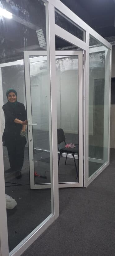 ucuz plastik qapi pencere: Ofis alümi̇ni̇um ve plastik ara kəsmə. Sifarişi qəbul edilir — 4