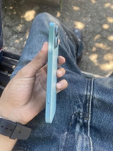 tablet 2 el: IPhone 11, 128 GB, Mavi, Face ID — 4