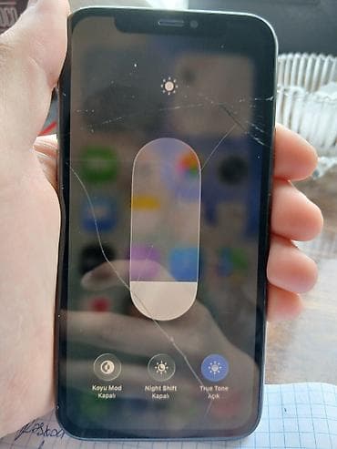 ucuz telefonlar gence: IPhone 11 Pro, 64 GB, Yaşıl, Simsiz şarj — 10