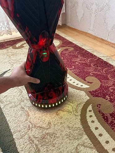 сколько стоит гироскутер: Elektrikli hoverboard / giroskuter - Korpus: qırmızı-qara alov — 2