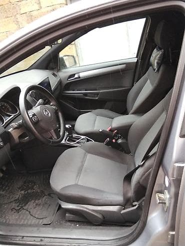 Opel: Opel Astra H, 5 qapılı hetçbek, boz rəng. - Yığcam və praktik kuzov — 8