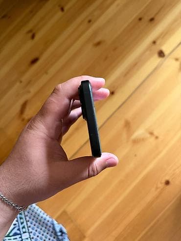 IPhone 15, 128 GB, Black Titanium, Simsiz şarj, Face ID — 6