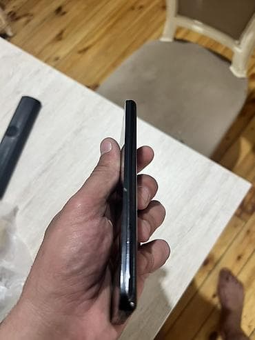 tecno spark go 2: Samsung Galaxy A41, 64 GB, rəng - Qara, Qırıq, İki sim kartlı — 2