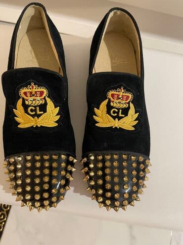 Tuflilər, Ölçü: 39, rəng - Qara, İşlənmiş