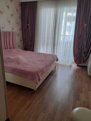 sumqayit 6 ci mikrorayon: Bakı, 4 otaqlı, Köhnə tikili, m. Elmlər Akademiyası, 110 kv. m — 5