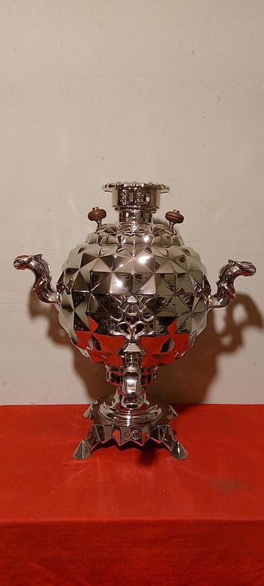 gitara simi: 1980-ci illerin Tula istehsali samavar 40-litrlikdir, materiali; mis — 4