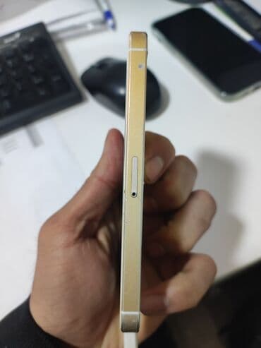 i̇pone 5s: IPhone 5s, Qızılı, Barmaq izi — 3