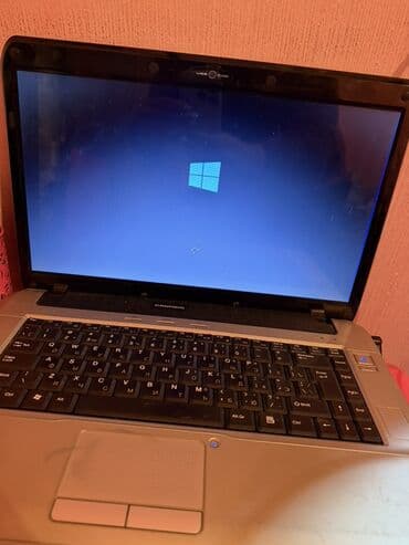 Acer: Intel Core i5, 4 GB, 15.6 " — 3