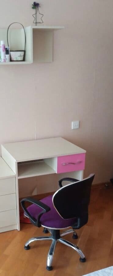 qız ucun yazı masası: Qız üçün, Yeni, Yazı masası — 1