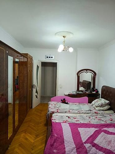 bulbulede kiraye evler: Bakı, Yasamal, 3 otaqlı, Köhnə tikili, m. Elmlər Akademiyası, 110 kv. m — 7