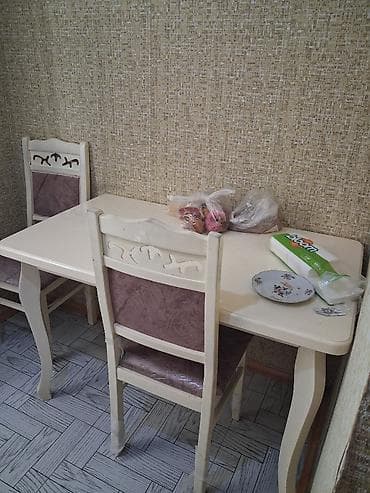 Mətbəx üçün, İşlənmiş, Dördbucaq masa