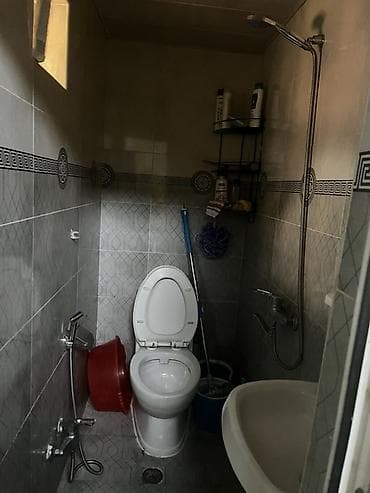 kiraye ev alatava: Bileceri 314 nomreli mektebin tam qarsisi.2 otaqlı mənzil – studiya — 1